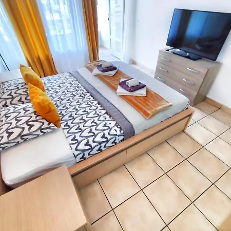 Chill Out Borinquen Apartment Playa de las Americas  Exterior photo